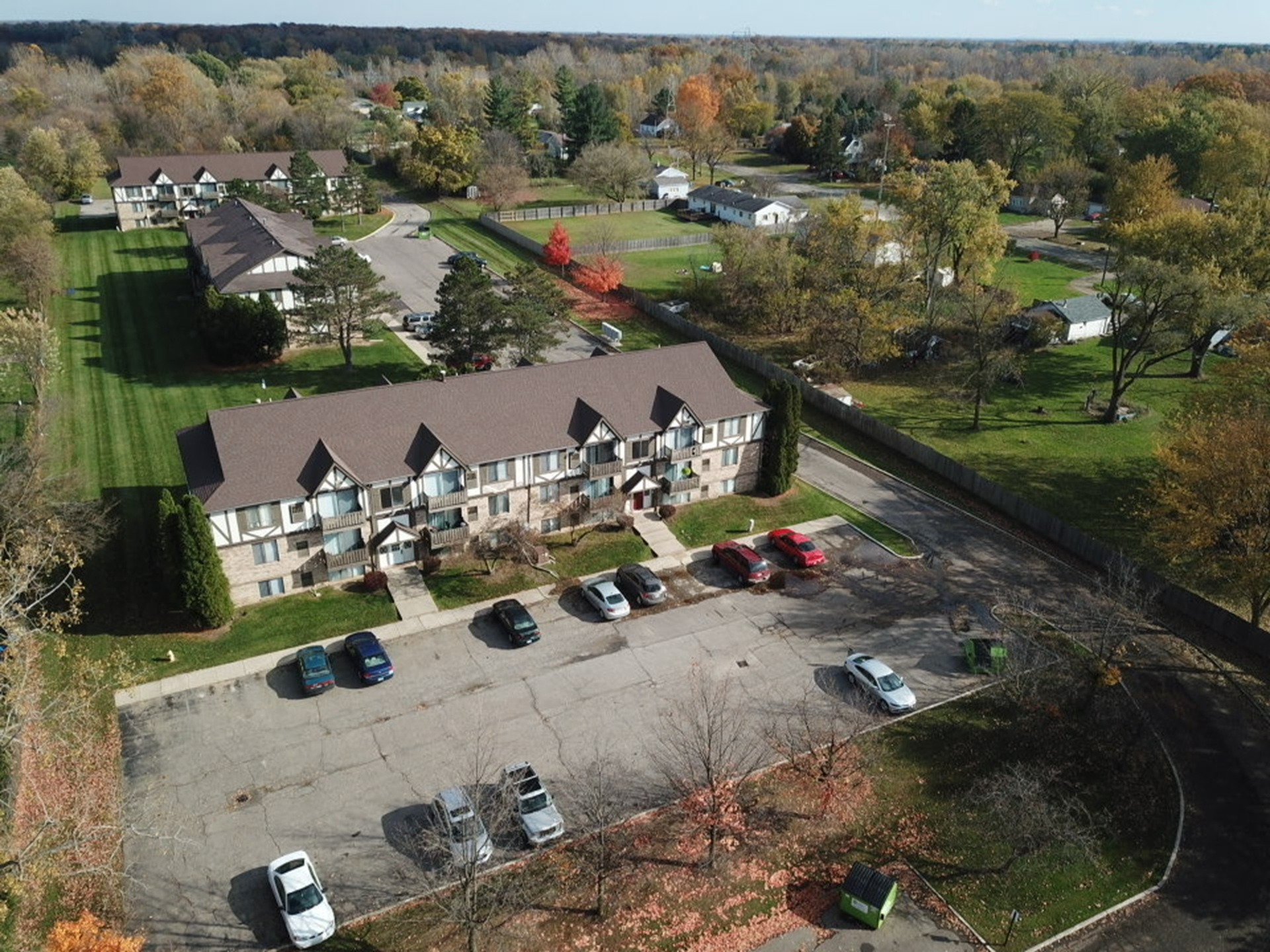 Sugartree Apartments living room in Mount Morris Michigan